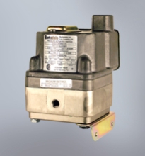 dpd1t-zvserw83-9470.jpg