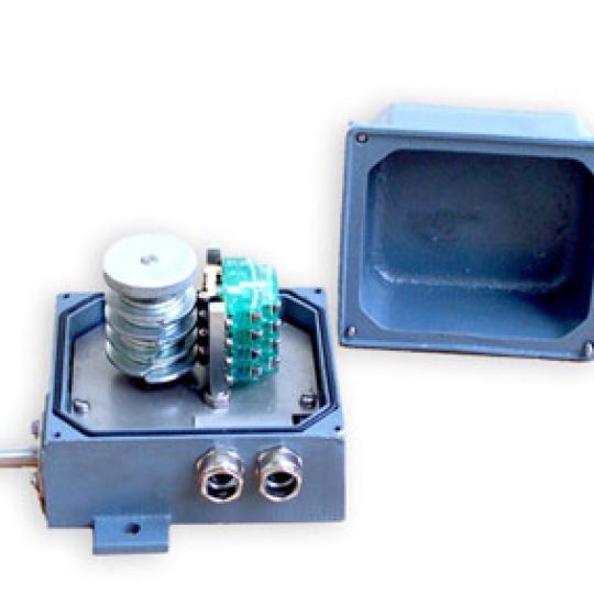 Công tắc giới hạn auxema-stemmann INH4/50  3INA200/4   3 INA-T21, 3 INA-T22,3 INA-T23, 3 INA-R21, 3 INA-R22, 3 INA-R23, 3 INA-S21, 3 INA-S22, 3 INA-S23, IC-1,IC-2, IC-3, IC-4