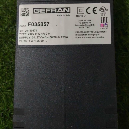 Bộ điều khiển nhiệt độ 2400-0-W-4R-0-0 F035857 Gefran