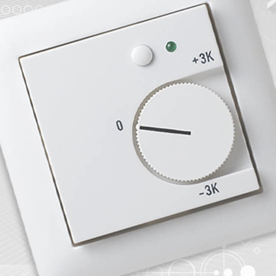 Bộ điều khiển WRF07 x Thermokon