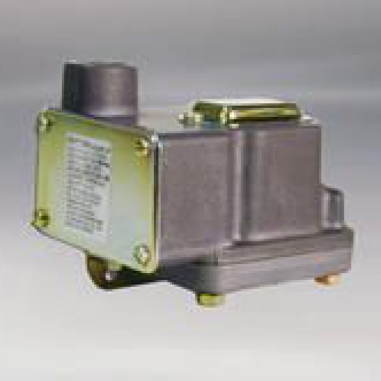 Công tắc áp suất BARKSDALE D1T-A80SS DIAPHRAGM MECHANICAL PRESSURE SWITCH 