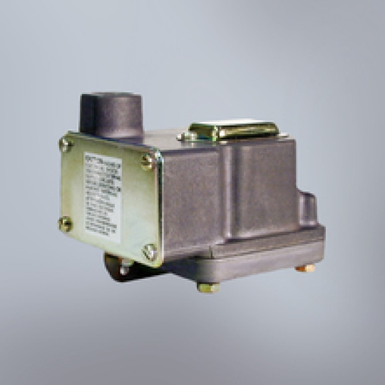 Công tắc áp suất hãng  Barksdale  D2T-M80SS (D2T-M80) 