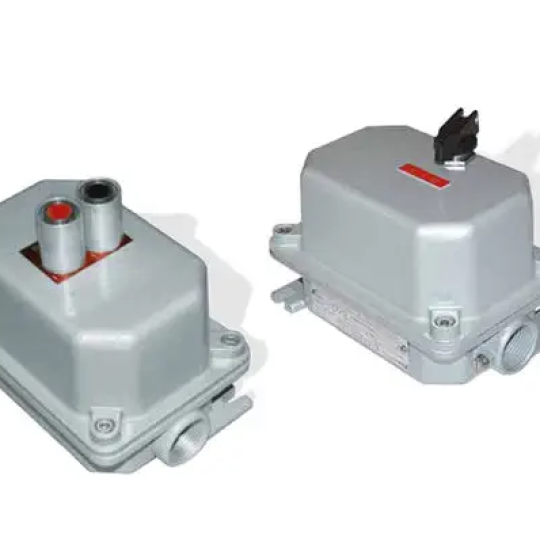 Bộ ngắt mạch Thermal-magnetic circuit breaker EFSC218 hãng  FEAM 