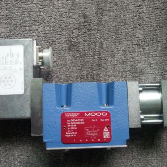 Servo Vavle Moog D633D2504B/RXXKX1F0NSY2