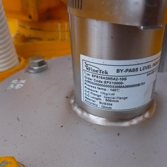 Thiết bị đo mức Finetek EFX By-Pass Level Transmitter EFS16A5M5A2-10G Oder code: EFX10000-A5R00000000005X00MA0600M5BT01
