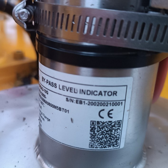 Thiết bị đo mức Finetek EFX By-Pass Level Transmitter EFS16A5M5A2-10G Oder code: EFX10000-A5R00000000005X00MA0600M5BT01