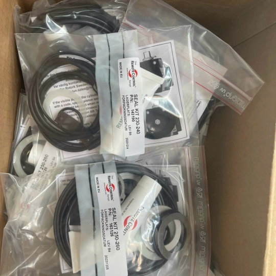 Repair kit for RC200 : Seal kit 230-240 Part No 143190 Remote control