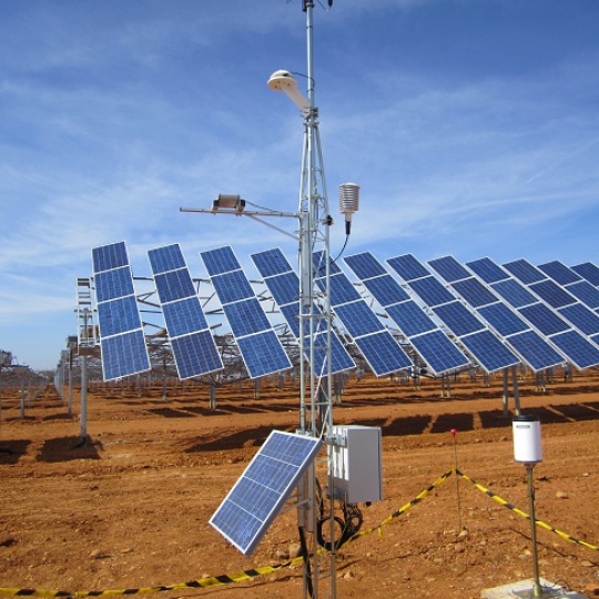 SEMS-PV GEONICA  Hệ thống khí tượng toàn diện cho các nhà máy điện mặt trời quang điện.