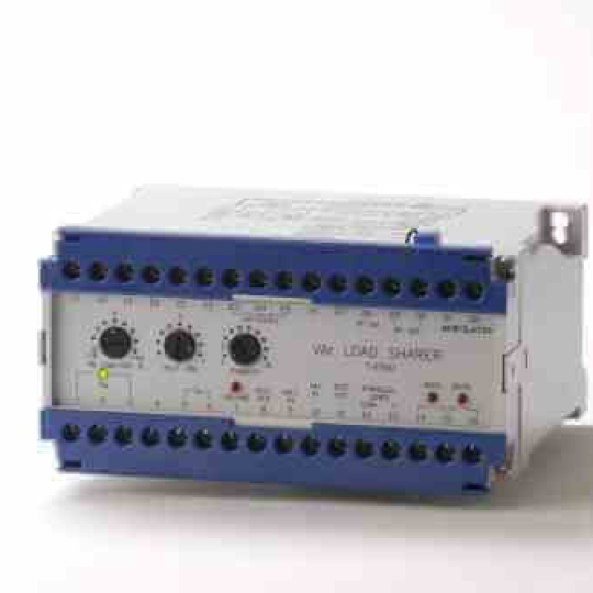 Bộ chia tải Selco T4900 VAr cho AVR thông thường và điện tử T4900 VAr Load Sharer for Conventional and Electronic AVR’s Selco T4900.0010 