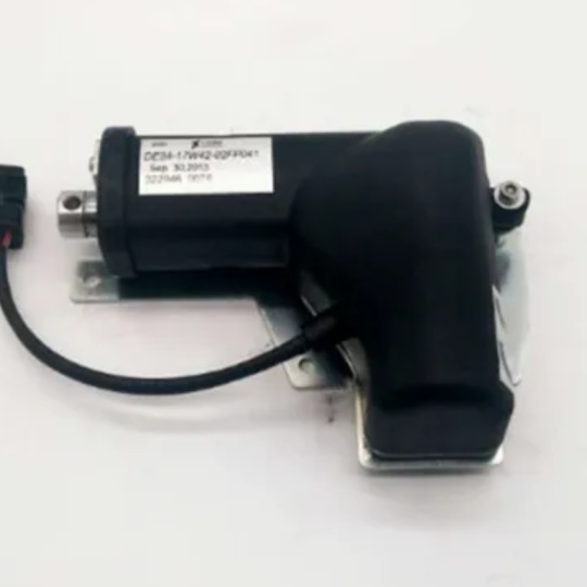 Wheel loader parts 37B0391 DE24-17W42-02FP041 DE24-17W42-02FP044-BBT throttle motor