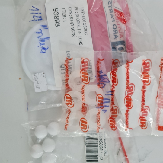 Phụ Tùng Bơm Model : PD01P-HPS-PTT-A Bi Bơm model : 96481-4 Đế Bơm Model :96580-1 Màng Bơm Model : 96580-1