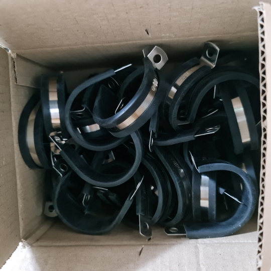 Kẹp cao su chữ P Inox 304 size 8mm , Kẹp cáp cao su bọc loại P, kẹp ống R, nhiều kích cỡ, kẹp ống các kích cỡ