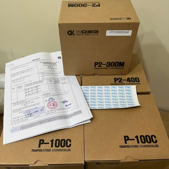 Bộ điều khiển nhiệt độ kỹ thuật số cho máy biến áp P-300C For 3 phase hãng Digital Korea