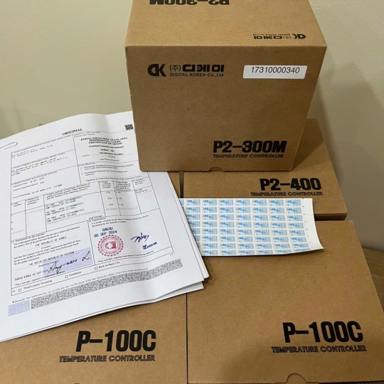 Bộ điều khiển nhiệt độ kỹ thuật số cho máy biến áp P-300C For 3 phase hãng Digital Korea